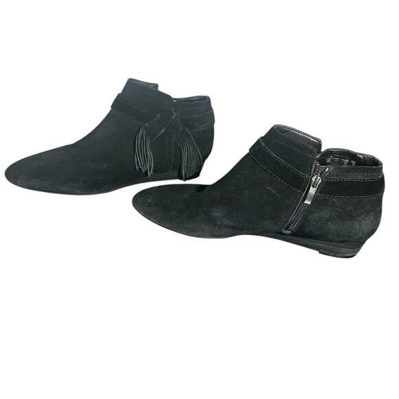 Franco Sarto Suede Tassel Ankle Boots Black Size 9M Leather Upper Modern Boho - Picture 11 of 11